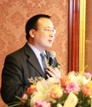 李国雄