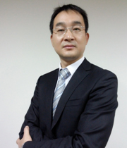 何明